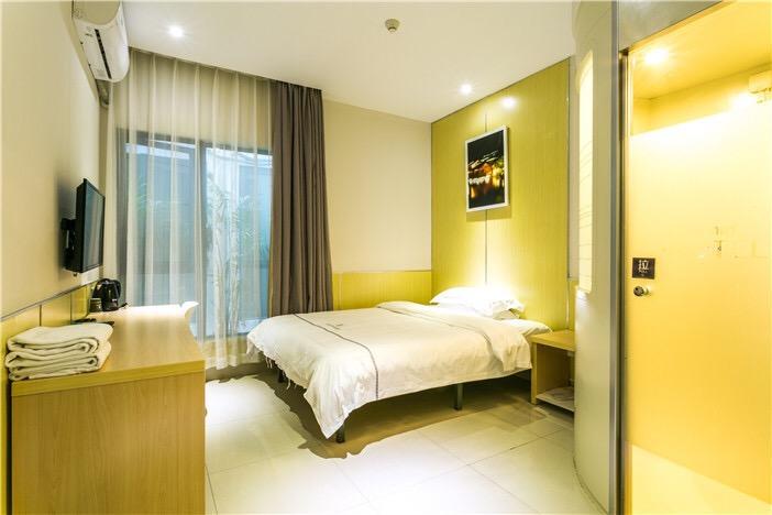 100 Inn Plus Pudong Airport Hotel Xangai Exterior foto