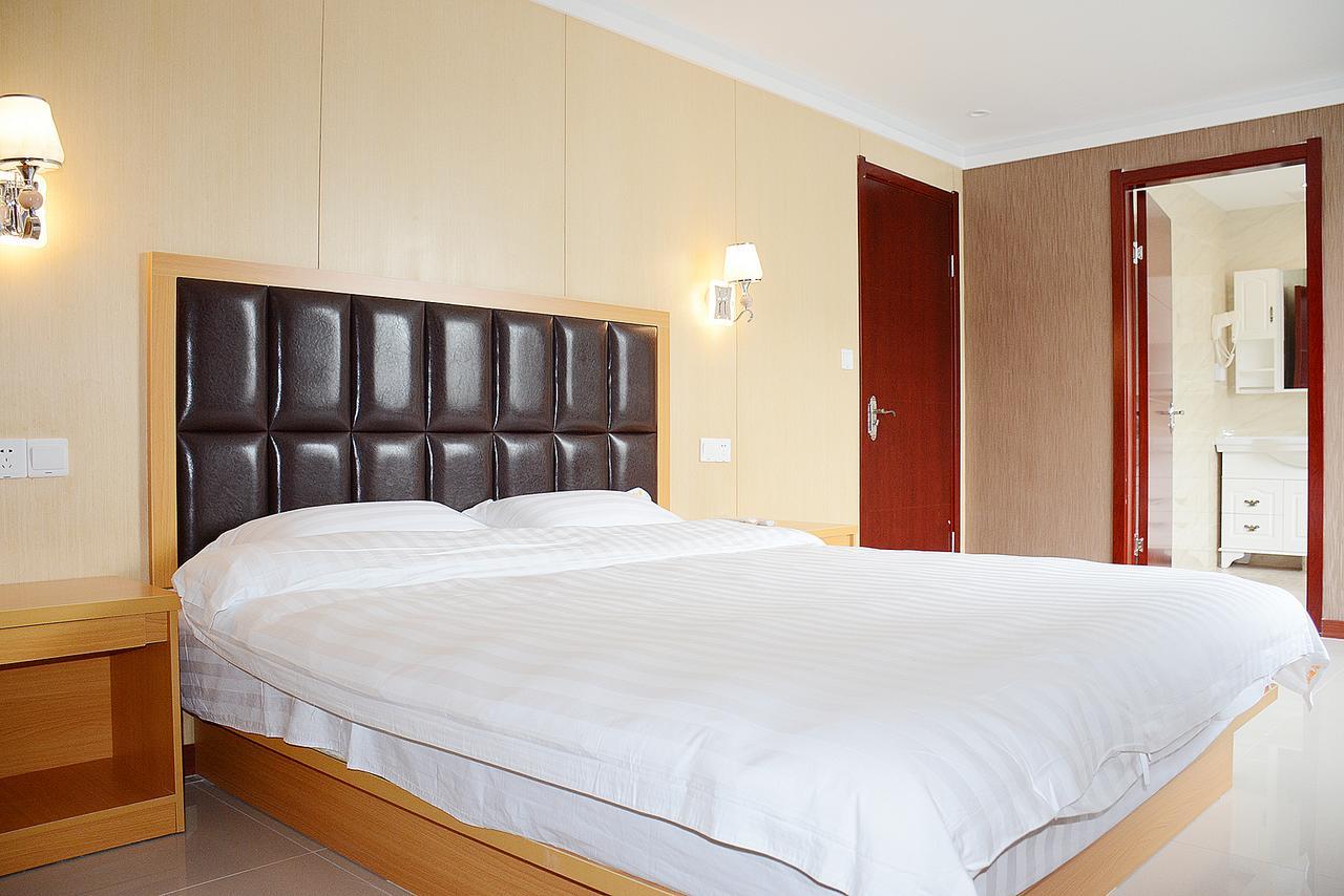 100 Inn Plus Pudong Airport Hotel Xangai Exterior foto